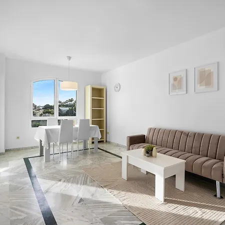 Apartment Frontline Golf 2-bedroom With Sea And Lake View *