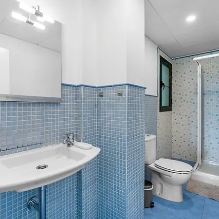 Frontline Golf 2-bedroom With Sea And Lake View Apartment Sitio de Calahonda